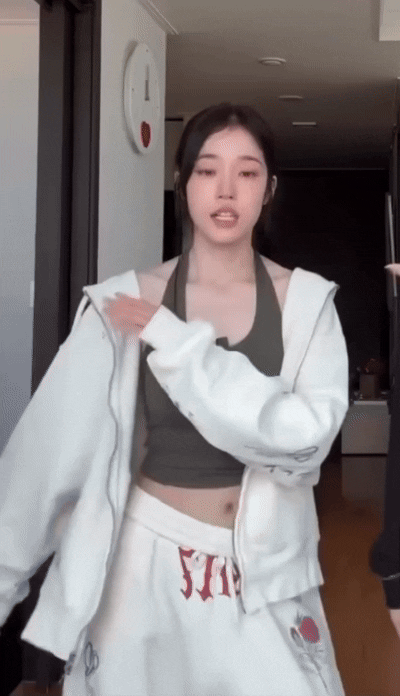 2cff4fb959ef31515a94274e388d0754_1784800861_6567.gif