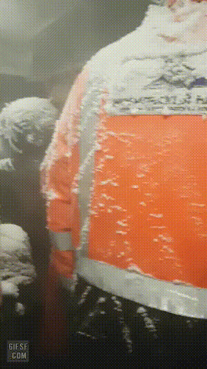 cdeb6d9fc9e55e658569ac9afe4ca9ea_1785082092_9106.gif